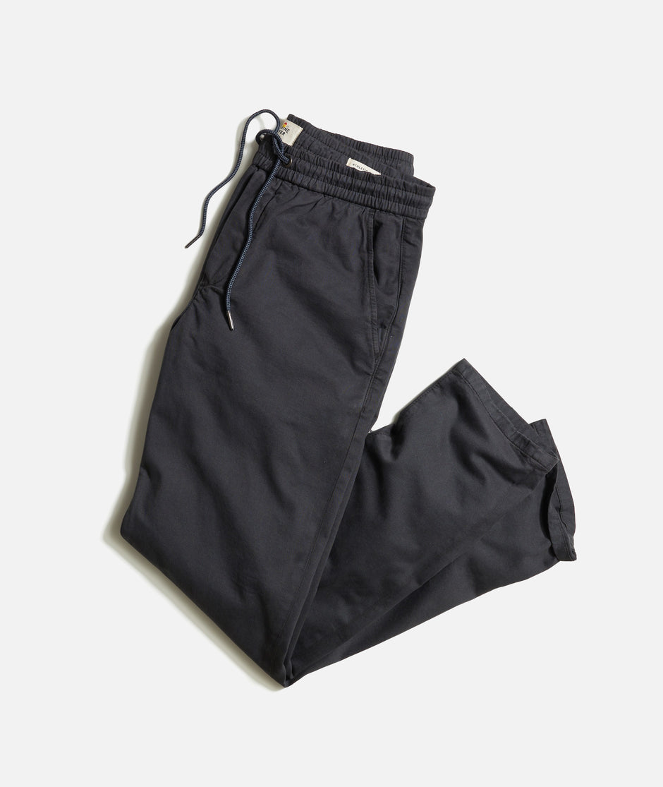 Saturday Athletic Fit Twill Pant