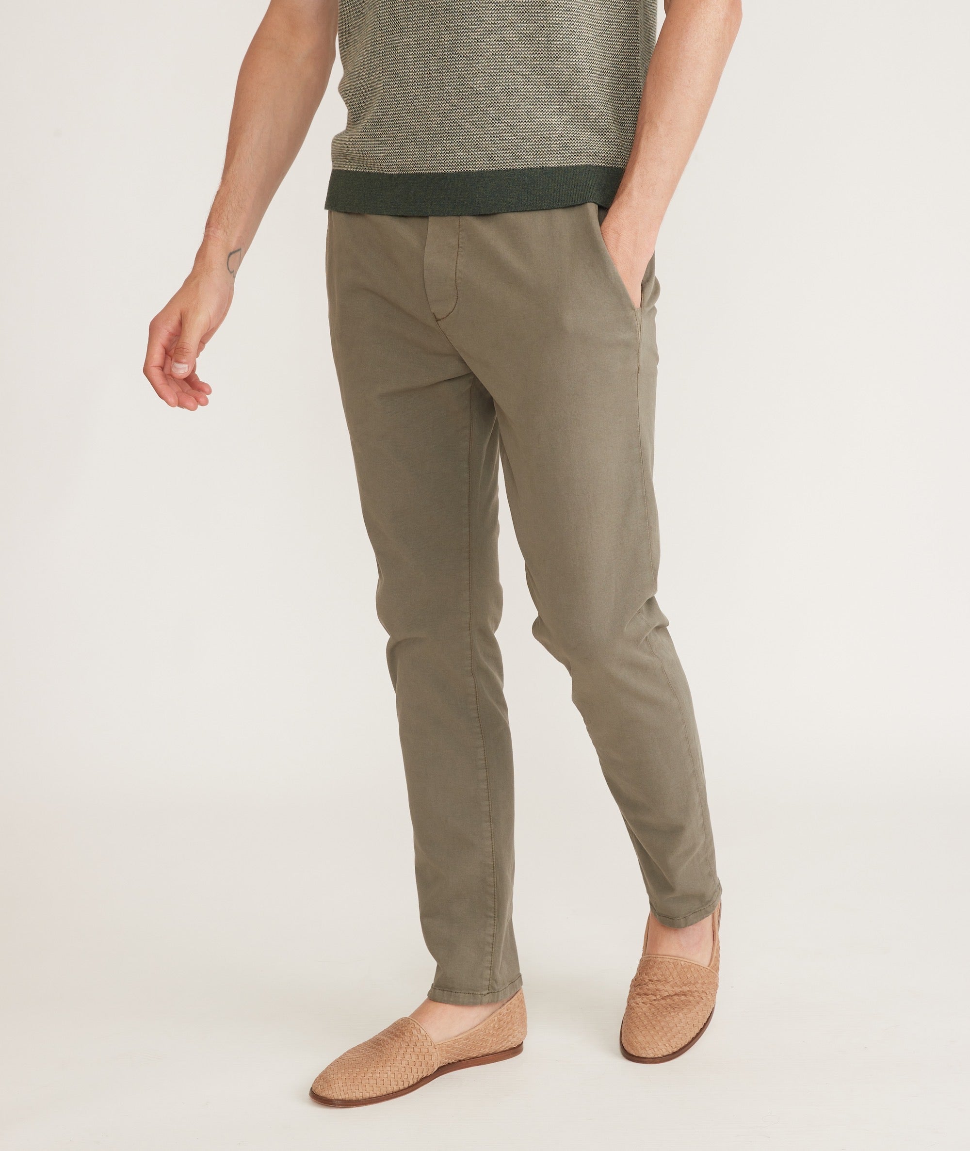 Buy Men Black Check Slim Fit Formal Trousers Online - 790363 | Peter England