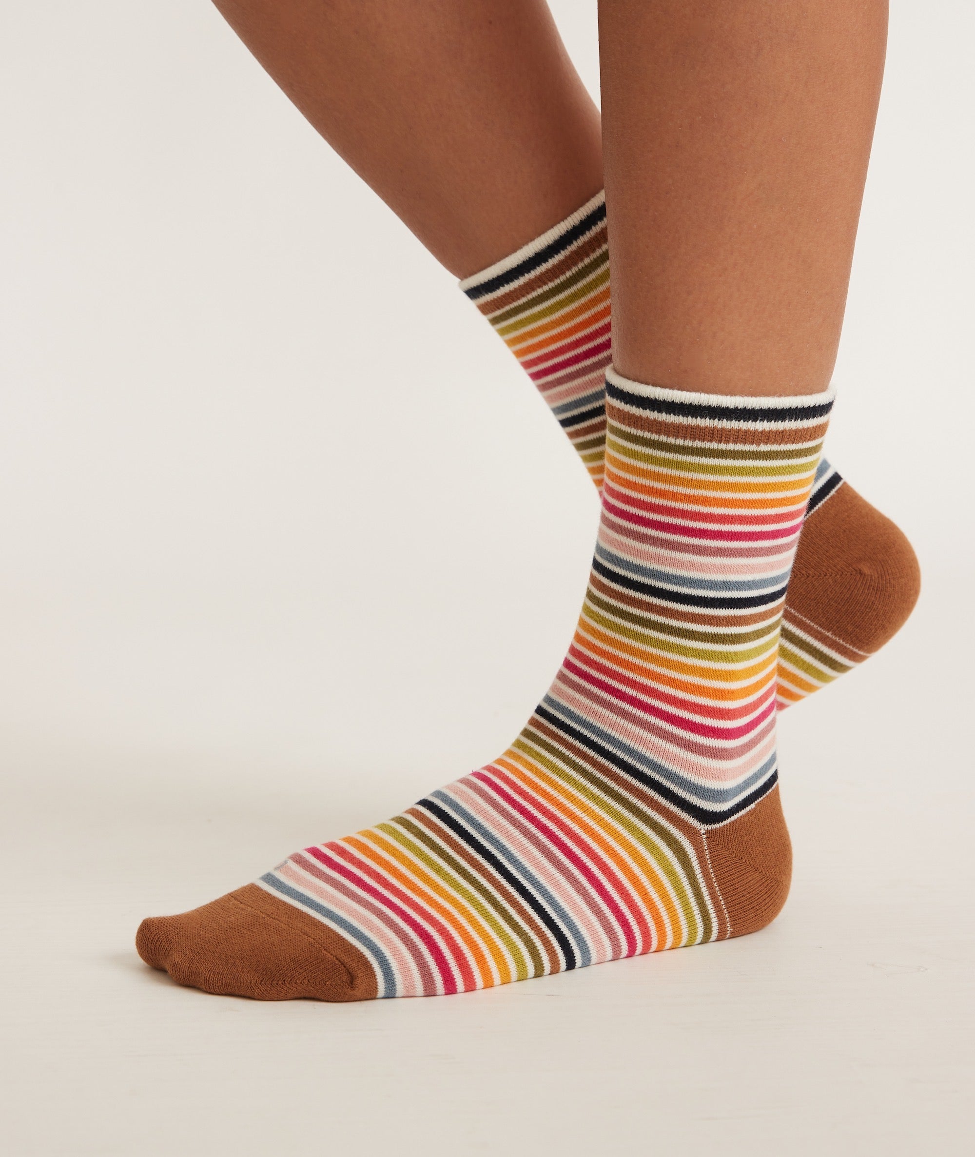 Hi-Ankle Crew Sock in Rainbow Stripe