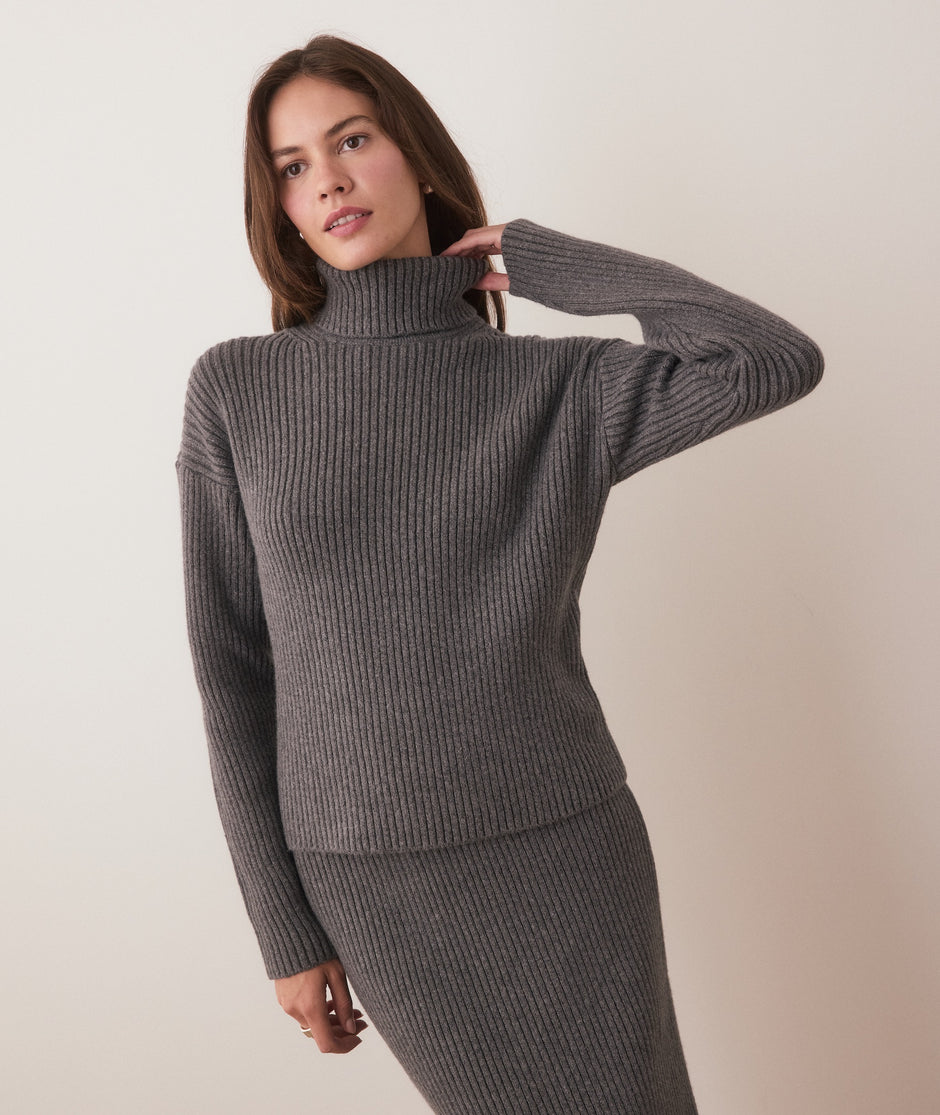 Isla Knit Turtleneck