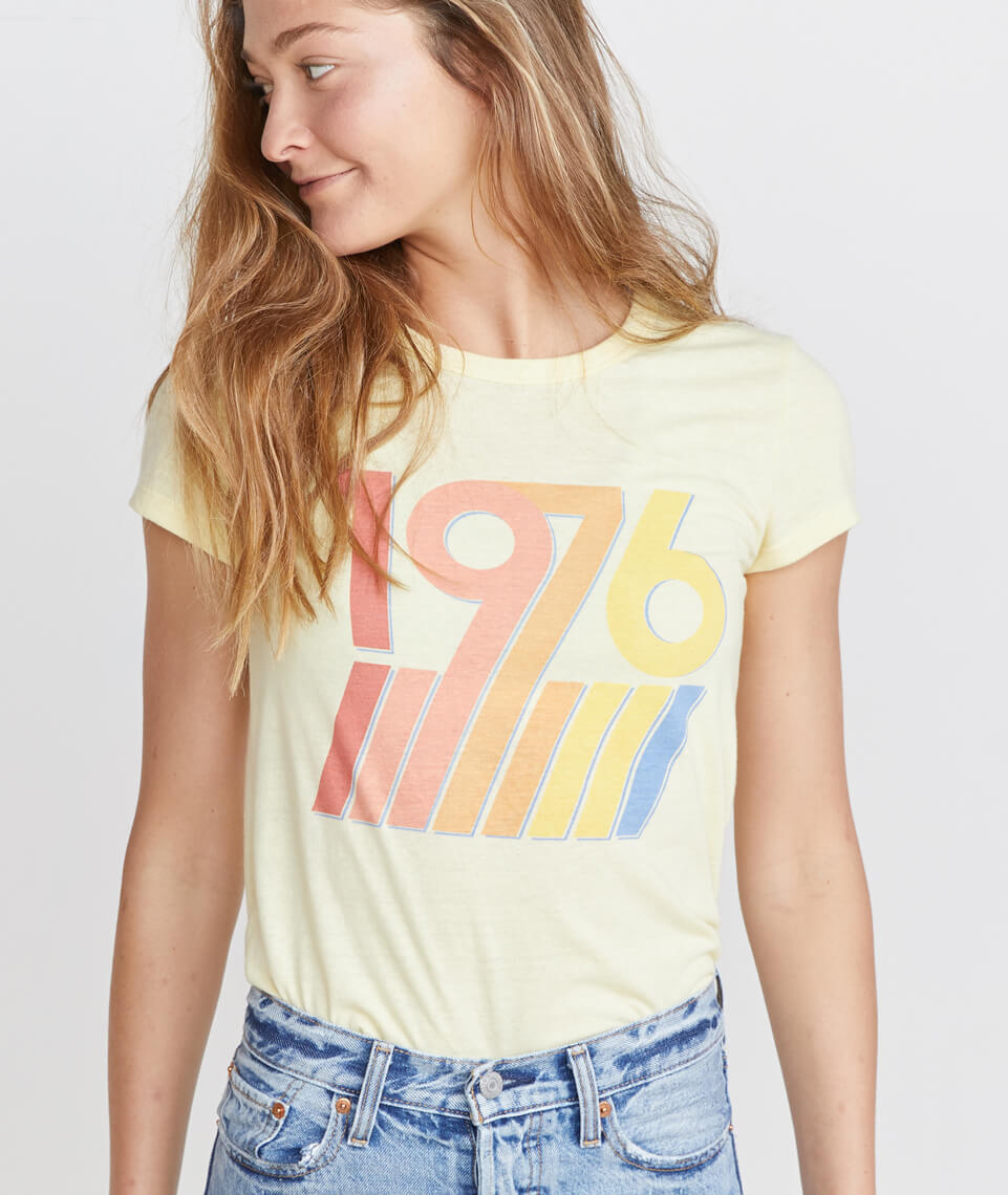 1976 Graphic Tee Banana