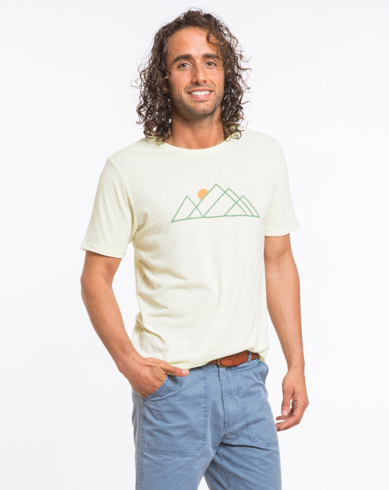 Mountain Outline Graphic Tee