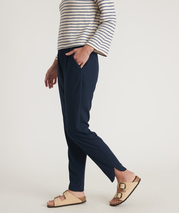 Allison Navy in Petite and Tall – Pant Re-Spun Layer Marine