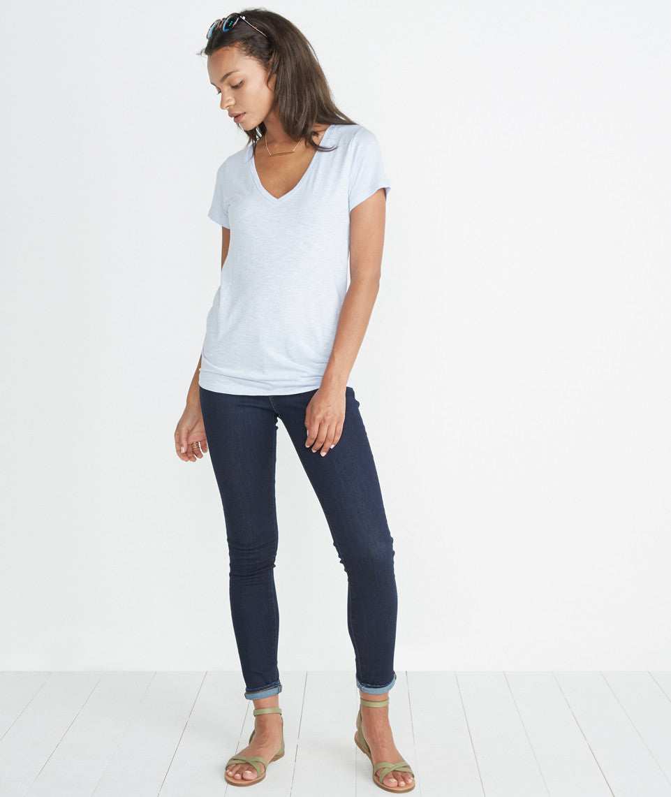 Slub V-neck - Halogen Blue