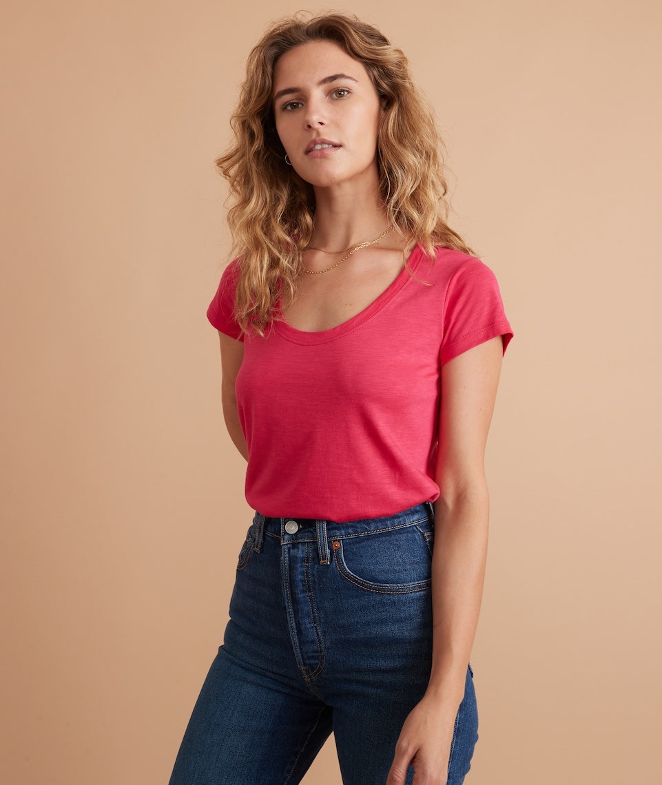 Classic Scoop Neck Tee Bright Rose