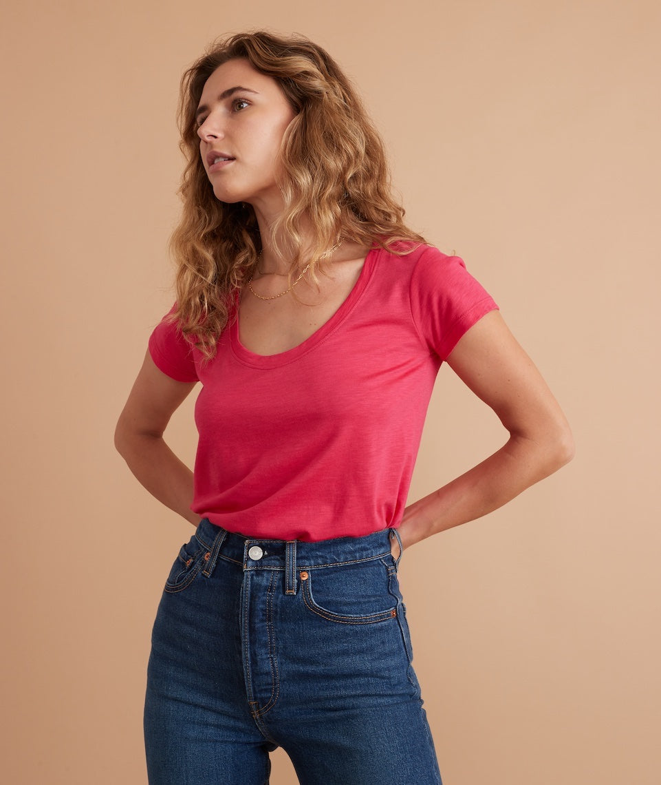 Classic Scoop Neck Tee Bright Rose