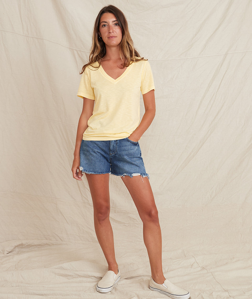 V-Neck Tee Lemon Drop