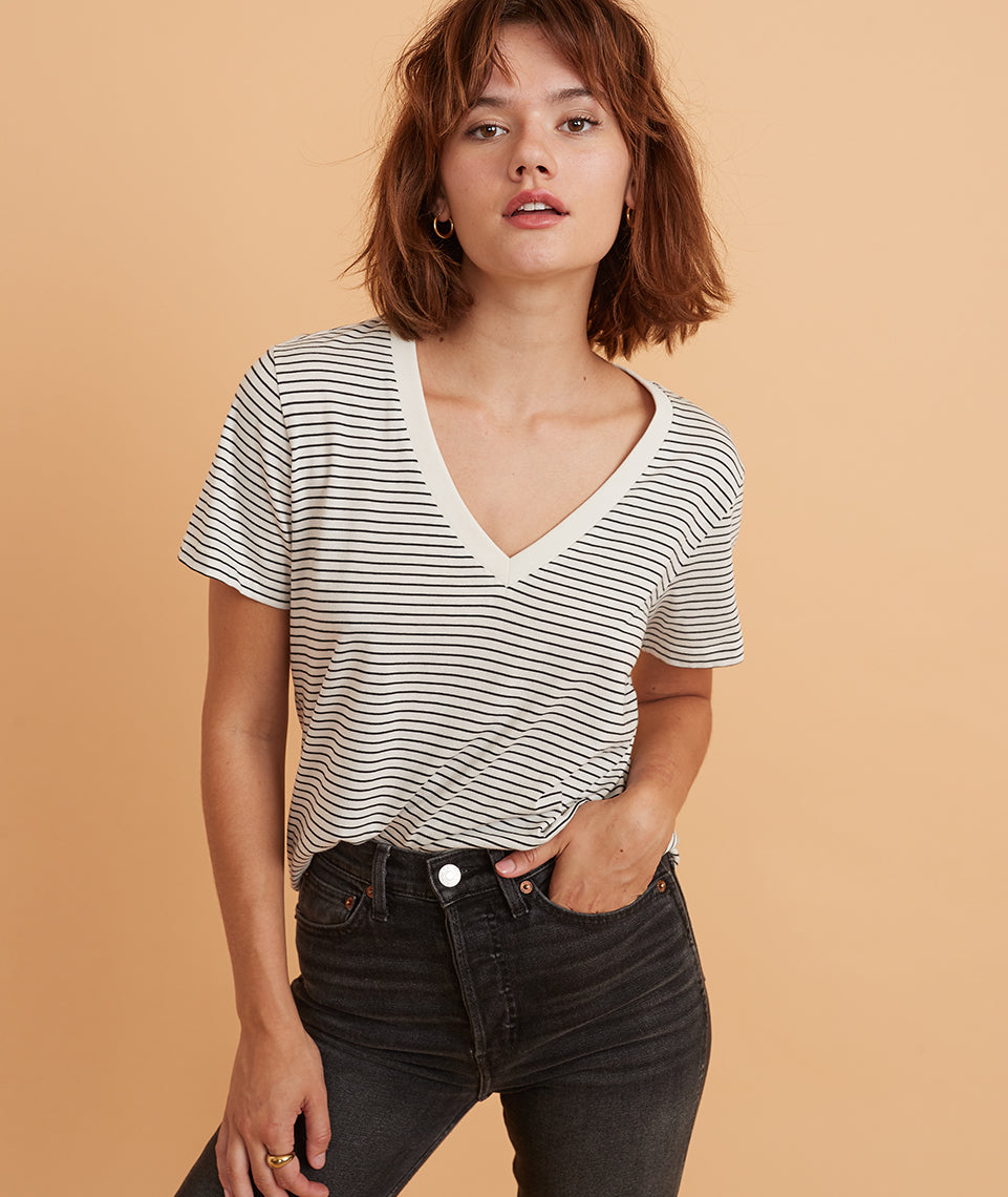 Boyfriend V-Neck Natural/Black Stripe