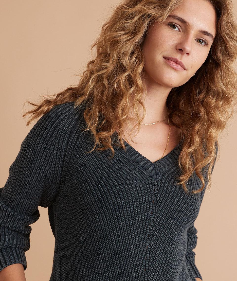 Ezra V-Neck Sweater Anthracite