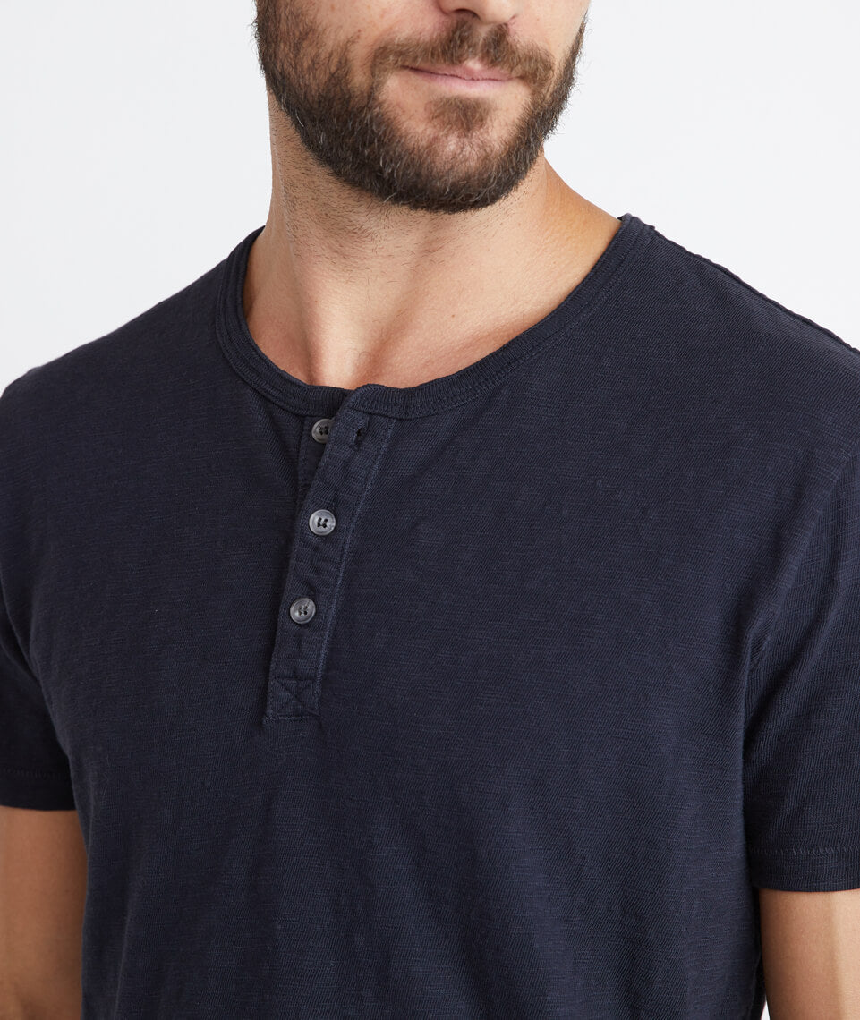 Shortsleeve Henley Graphite