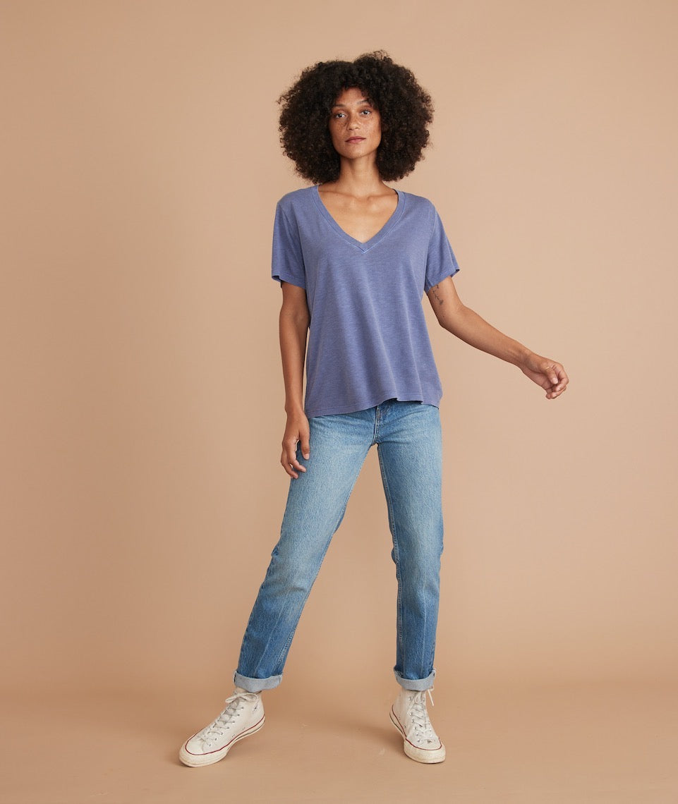 Boyfriend V-Neck Tee Spectrum Blue