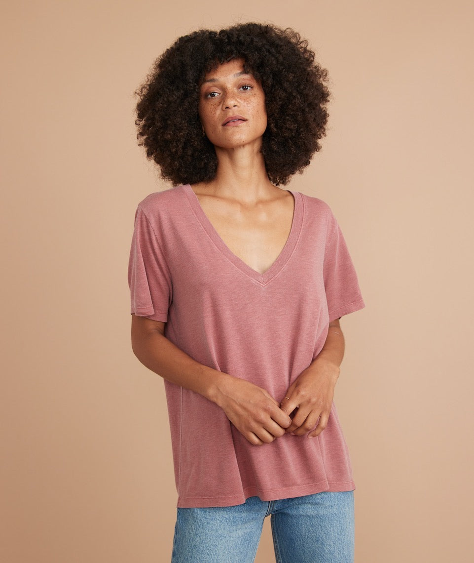 Boyfriend V-Neck Tee Ruby Wine